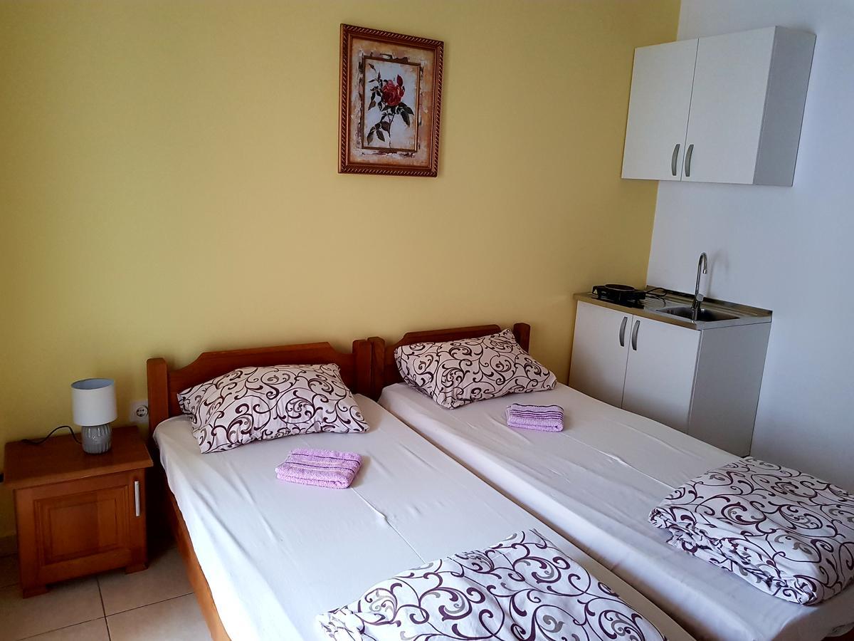 Guesthouse Sun Hostel Budva Exterior foto